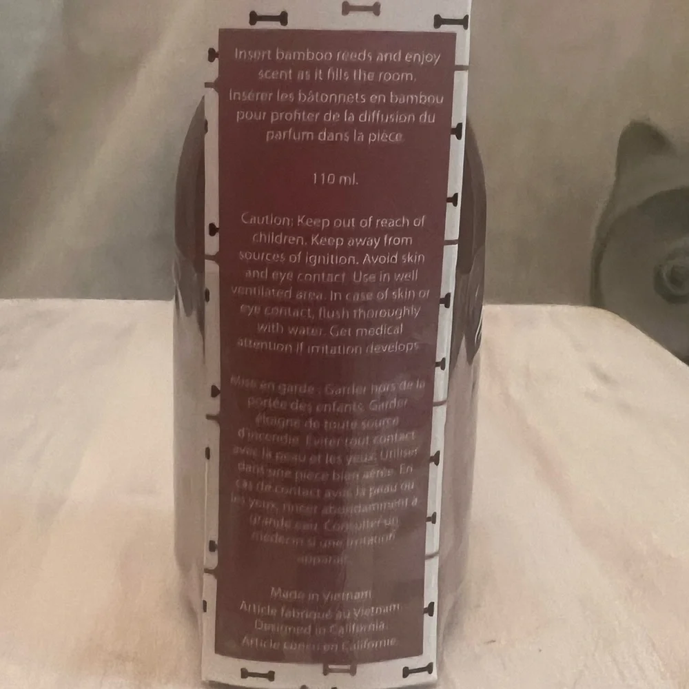 Sand and Paws Tahitian Vanilla Reed Diffuser